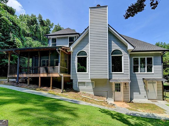 3rd image of 5730 Elm Tree Dr