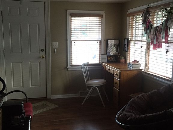 Our 'Sun' room has plenty of space for guests when they arri