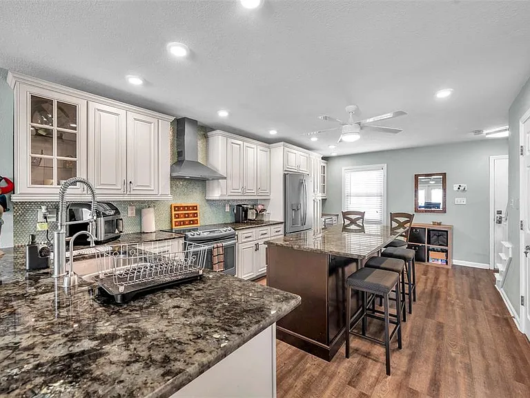 4768 Coquina Key Dr SE — Photo 5