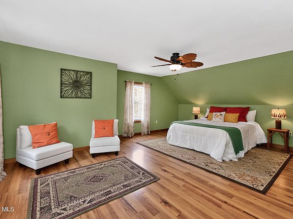 5th image of 677 Fifty Six Road