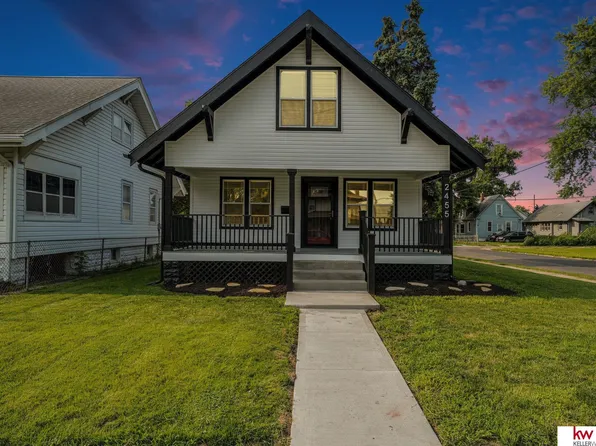 2455 Camden Ave, Omaha, NE 68111