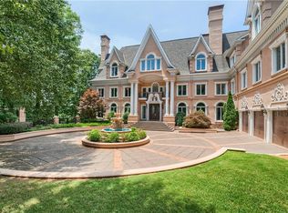 305 The Cliffs, Sandy Springs, GA 30350