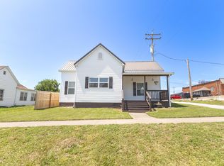 101 W Library St, Huntsville, MO 65259