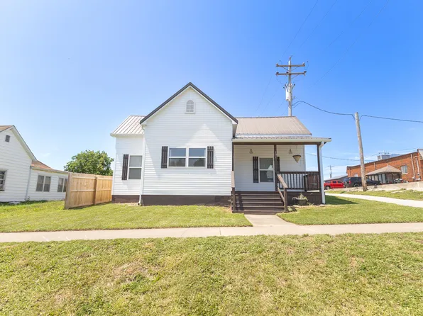 101 W Library St, Huntsville, MO 65259