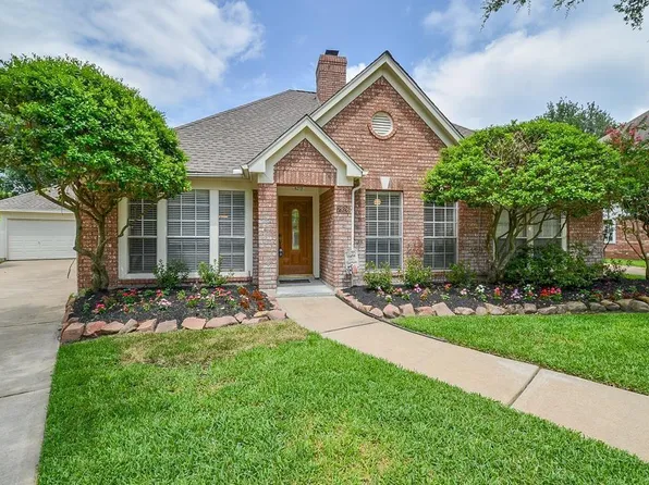 7926 Regal Spruce Ct, Houston, TX 77095