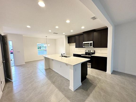 5th image of 1183 Sand Torch Cir