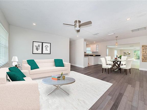 3rd image of 11472 Park Blvd