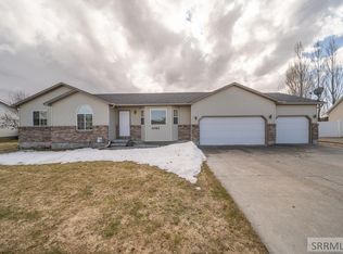 3062 E Springstone Cir, Ammon, ID 83406