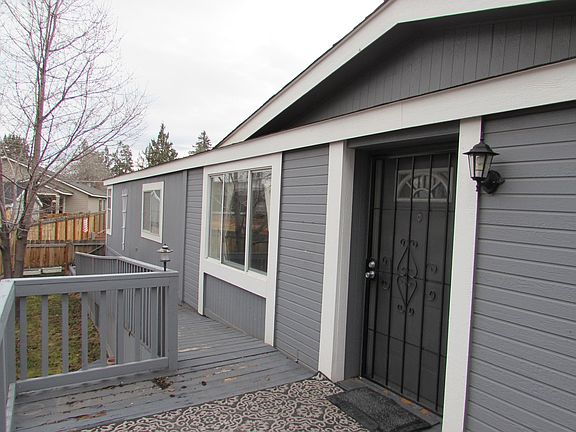 4th image of 2633 SW Obsidian Ave Unit 57