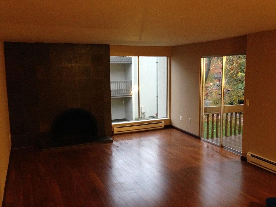 1st image of 7425 Ruby Dr SW APT E4