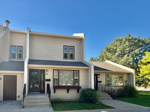 320 44th St, Rapid City, SD 57702