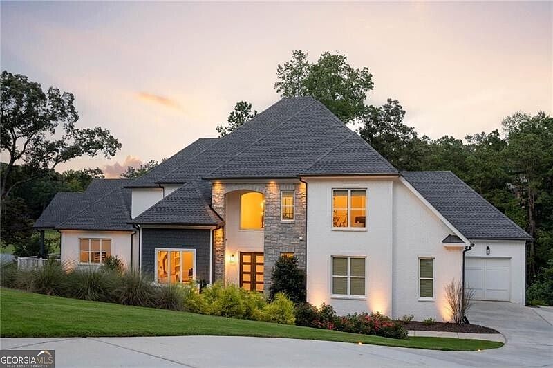 420 Cherry Hill Dr SE