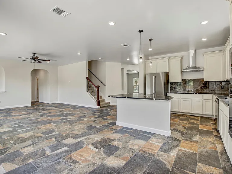 309 Camperdown Elm Dr — Photo 26