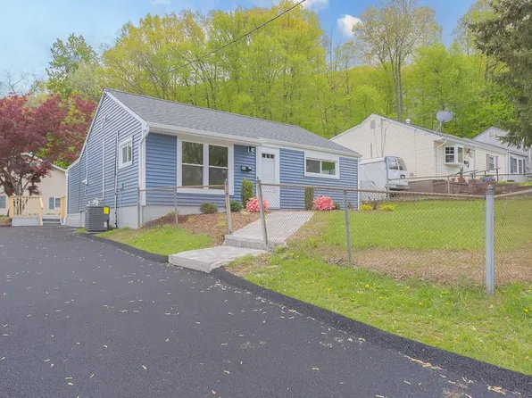 42 Kinsman Lane, Garnerville, NY 10923
