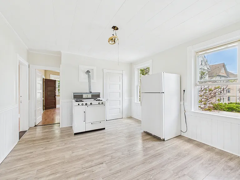 70 Goddard St #2 — Photo 11