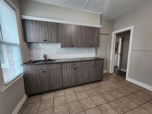 74 William St #1FF Photo 1