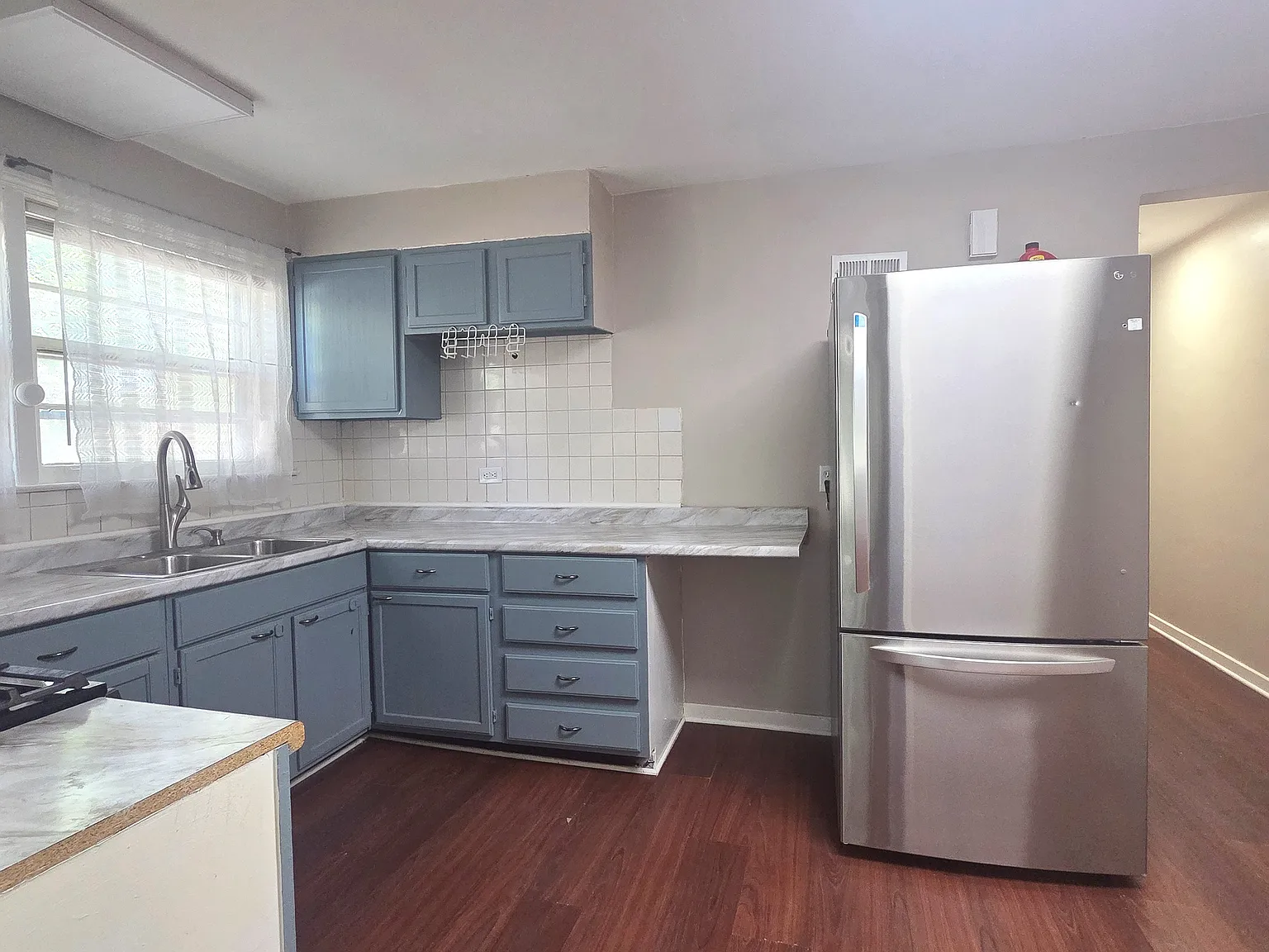 2 bed, $1,800 — Photo 2