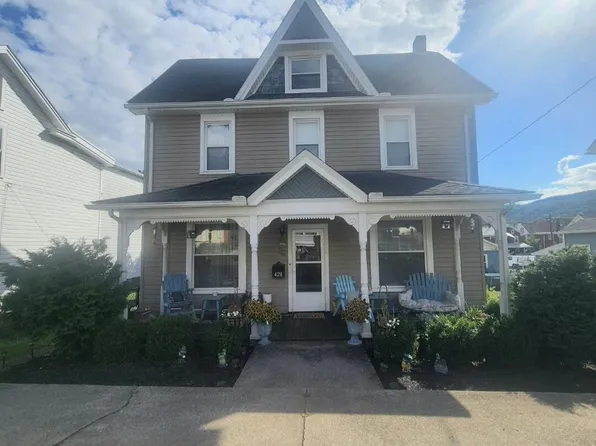 428 Poplar St, Roaring Spring, PA 16673