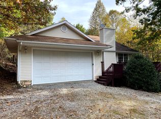 35 Silver Lake Rd, Hardy, VA 24101