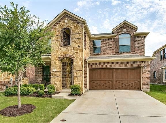2nd image of 3921 Brook Wood Dr