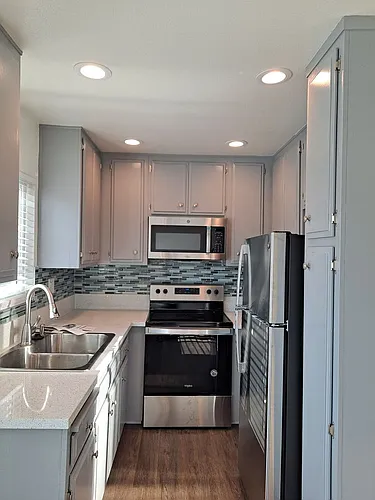 4240 43rd St Photo 1