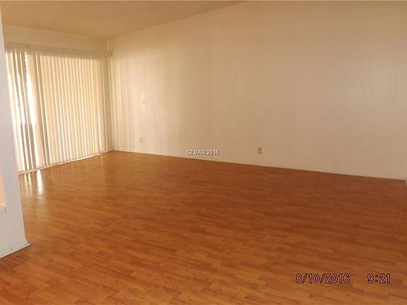 3rd image of 3019 Carnelian St