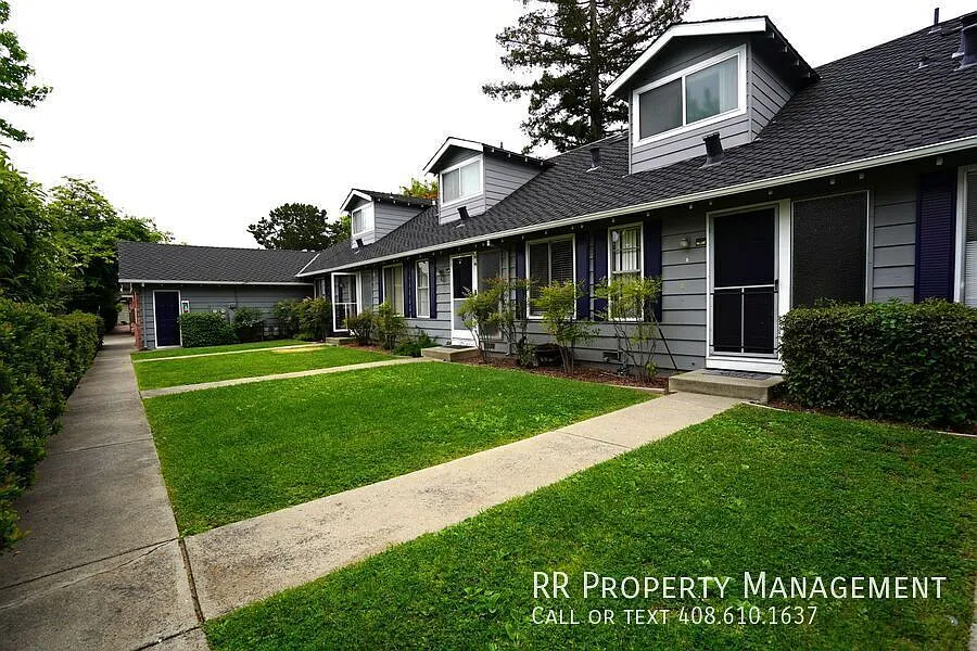 Building Photo - 103 Exeter Ct #B