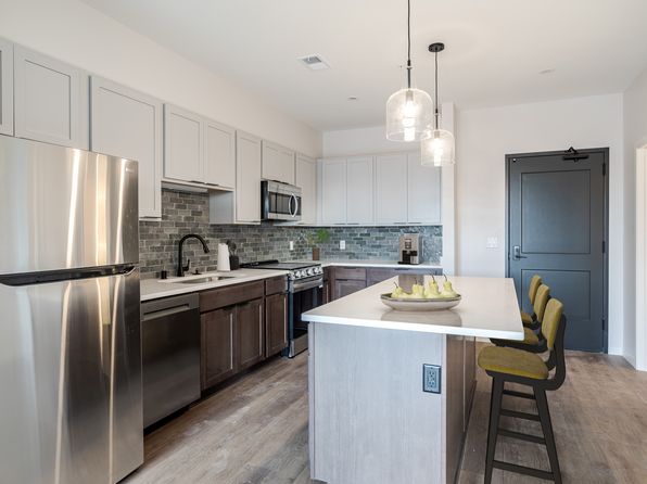 615 E Corcoran Ave #101