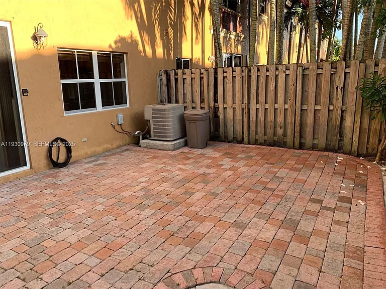 3150 SW 152nd Pl #3150 — Photo 13