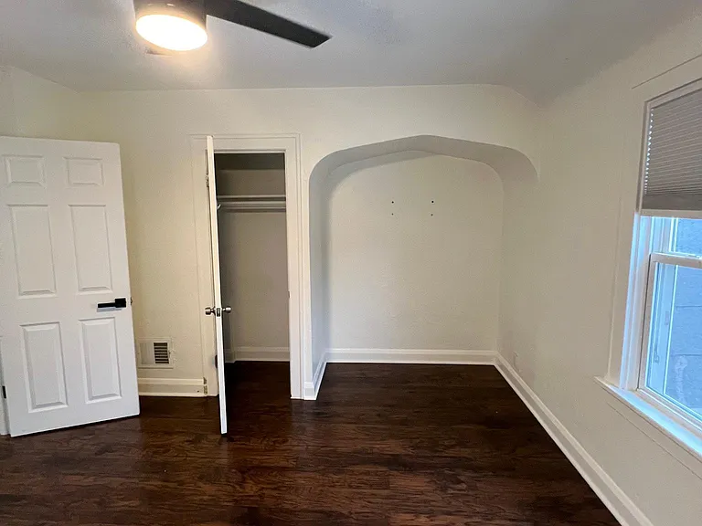 2349 Portsmouth Ave — Photo 5