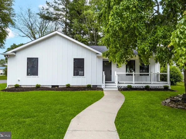 404 Maple Ave, Ridgely, MD 21660
