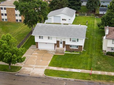 1533 N 22nd St, Bismarck, ND, 58501