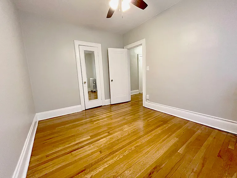 Lewis Manor Apartments — Photo 11