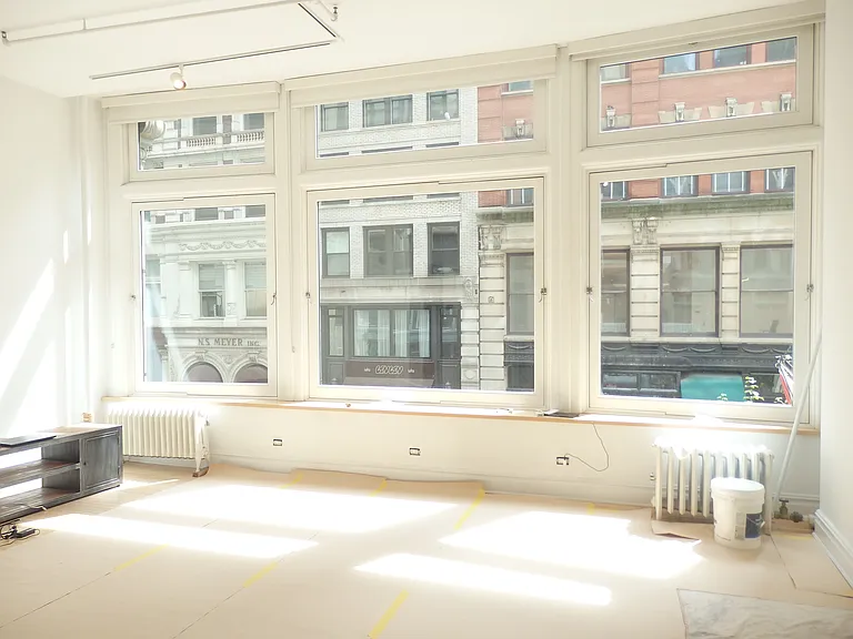 43 E 20th St #2 — Photo 2