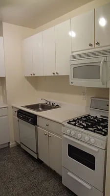 Rented by Royal Operation System | media 25