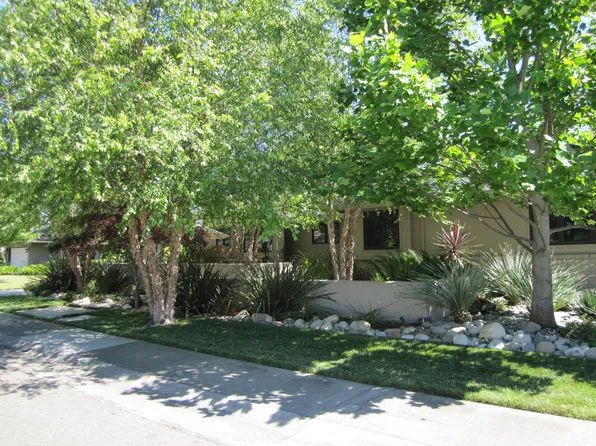 2904 Royce Way, Sacramento, CA 95864