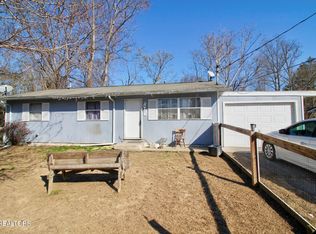 724 Sleepy Hollow Rd, Oliver Springs, TN 37840
