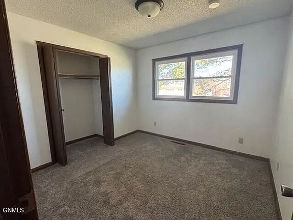 5th image of 1123 2nd Ave E