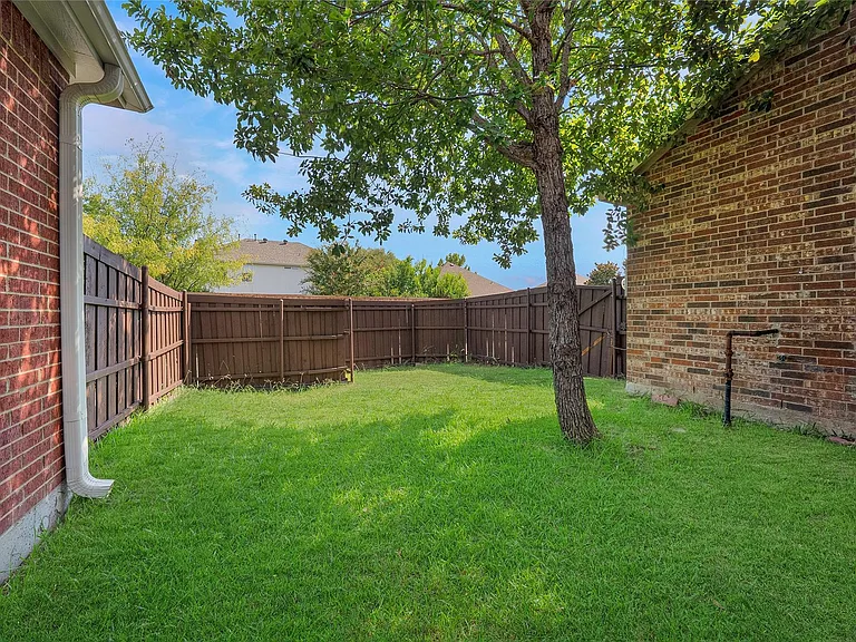 1411 Snowberry Dr — Photo 28