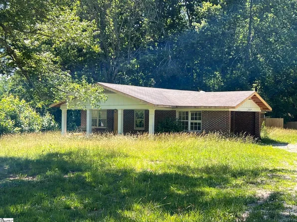 783 Rhymes Ln, Pickens, SC 29671