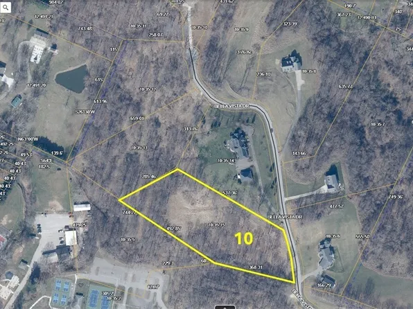 10 Bella Vista Dr, Vienna, WV 26105