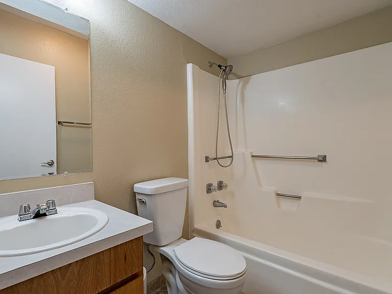 1430 W Camino Lucientes — Photo 22