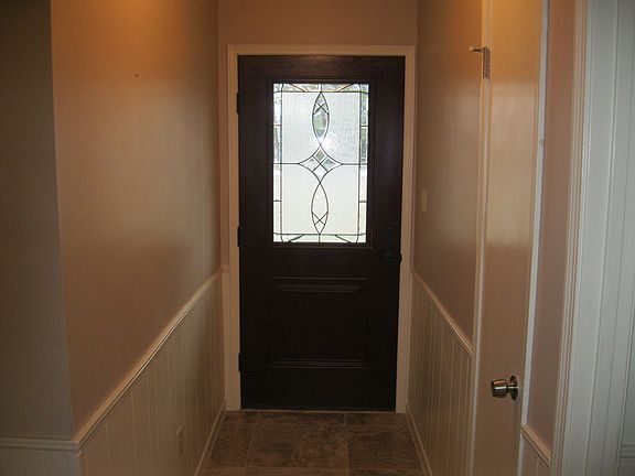 Front Entrance & Coat Closet