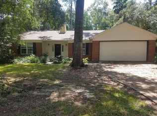 1600 Folkstone Rd, Tallahassee, FL 32312