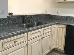 95 McAfee Ct, Thousand Oaks, CA 91360
