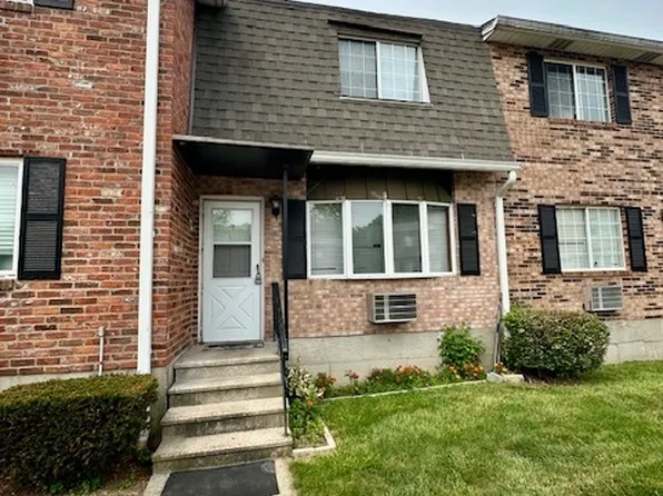36 Sharon Road APT 9, Waterbury, CT 06705