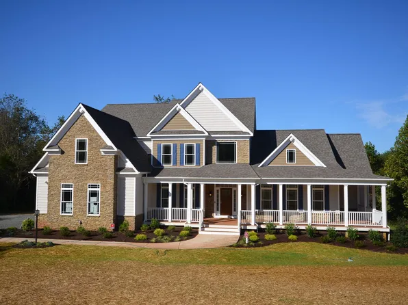 10001 Windy Hill Dr, Nokesville, VA 20181