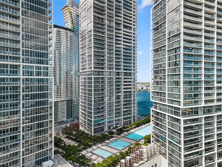 495 Brickell Ave #409 — Photo 27