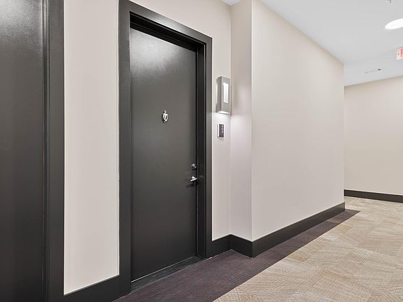 5th image of 2441 Campus Shore Dr #409