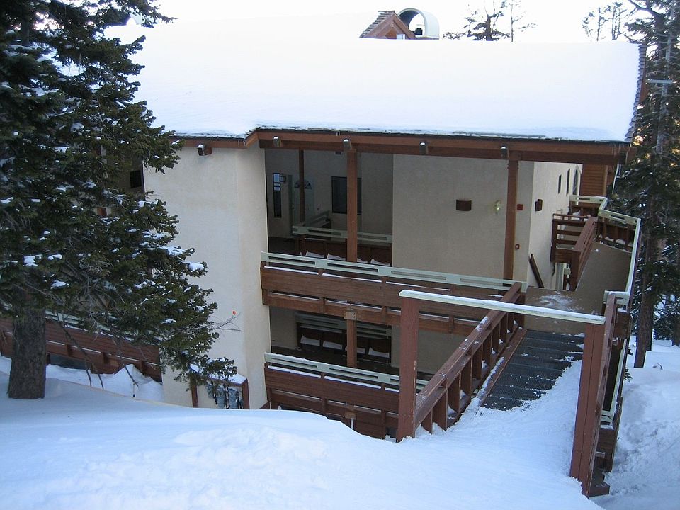 Ski-In / Ski-Out